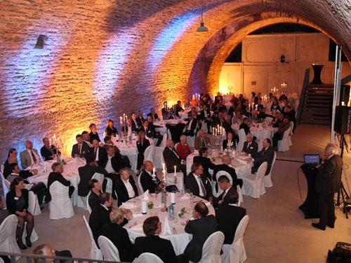 Festlicher Rahmen der  Veranstaltung zum 20. Jubiläum des FVHF: Der "Alte Weinkeller" in Heidelberg Foto: FVHF / Günter Krämmer