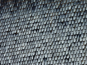 The historical roots of the rear-ventilated facade lie in wood shingle cladding Photo: FVHF