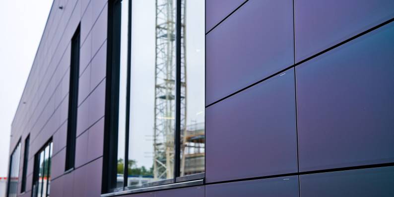 Solarfassade Hallenbad Verl