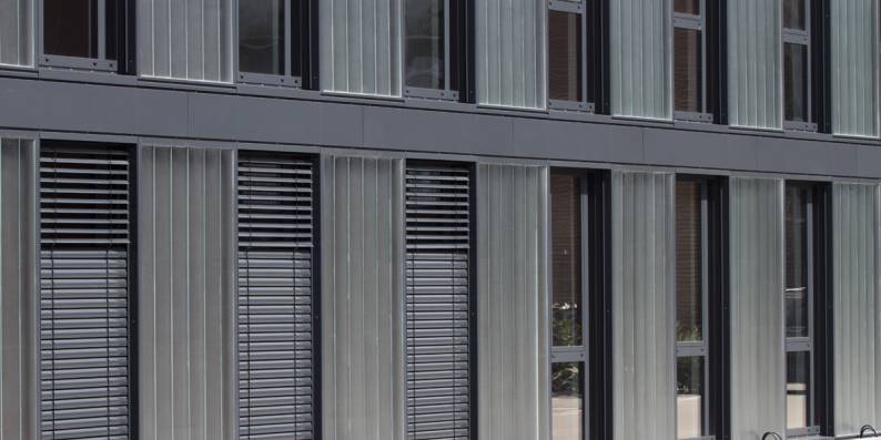 RENOLIT REFACE auf Bürogebäude in Ratingen