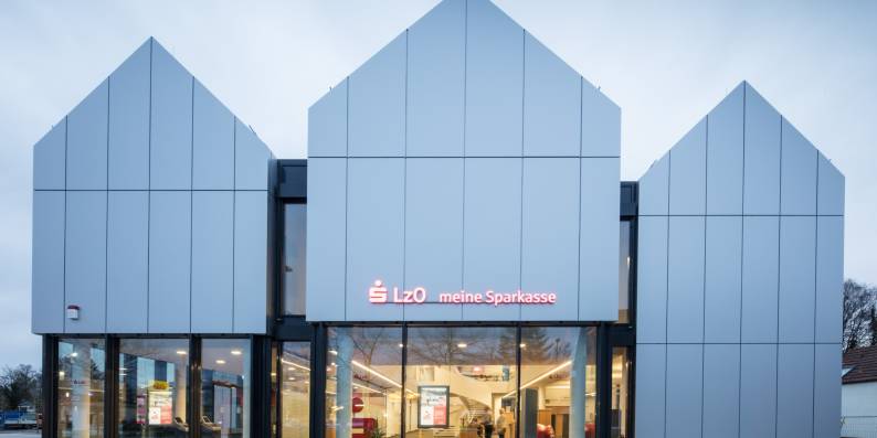 Sparkasse Brake