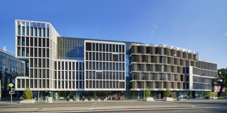 SATEKLES BIZNESA CENTRS 