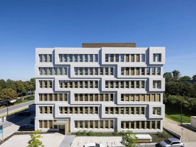 Fassade für Stadtkrone / Adesso