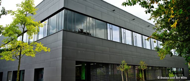 Fassade für die Laborersatzbauten der TH OWL in Lemgo