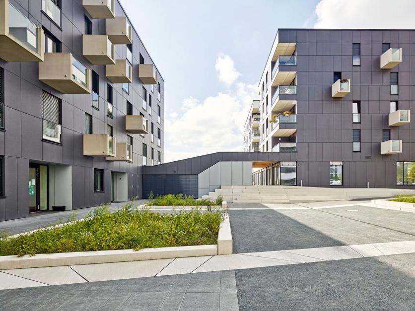 Das „Quartier du Grünewald“ im Osten des Kirchberg-Plateaus und südlich der Avenue John F. Kennedy hat sich in den vergangenen Jahrzehnten in puncto urbaner Mixität rasch weiterentwickelt. Foto: FRANZEN Fassadentechnik GmbH