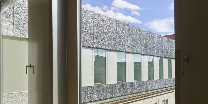 Knoche Architekten Michael Schmid Architekten Grottenau Augsburg – Umbau der ehem. Hauptpost Roland Halbe 4