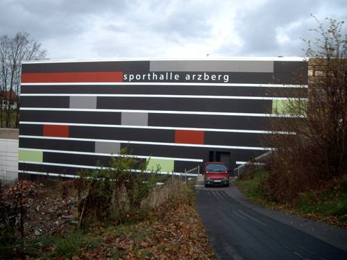 Energetische Sanierung der Dreifachsporthalle in Arzberg