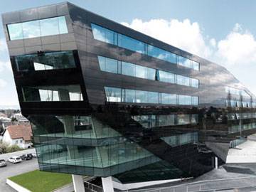 Verwaltungsbau mit opaker Glasfassade, Graz