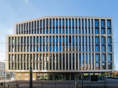 Wegweisende Aluminiumfassade für das Leipziger Wintergartenareal