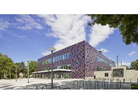 Fassadensanierung und -Neugestaltung der Stadthalle Göttingen