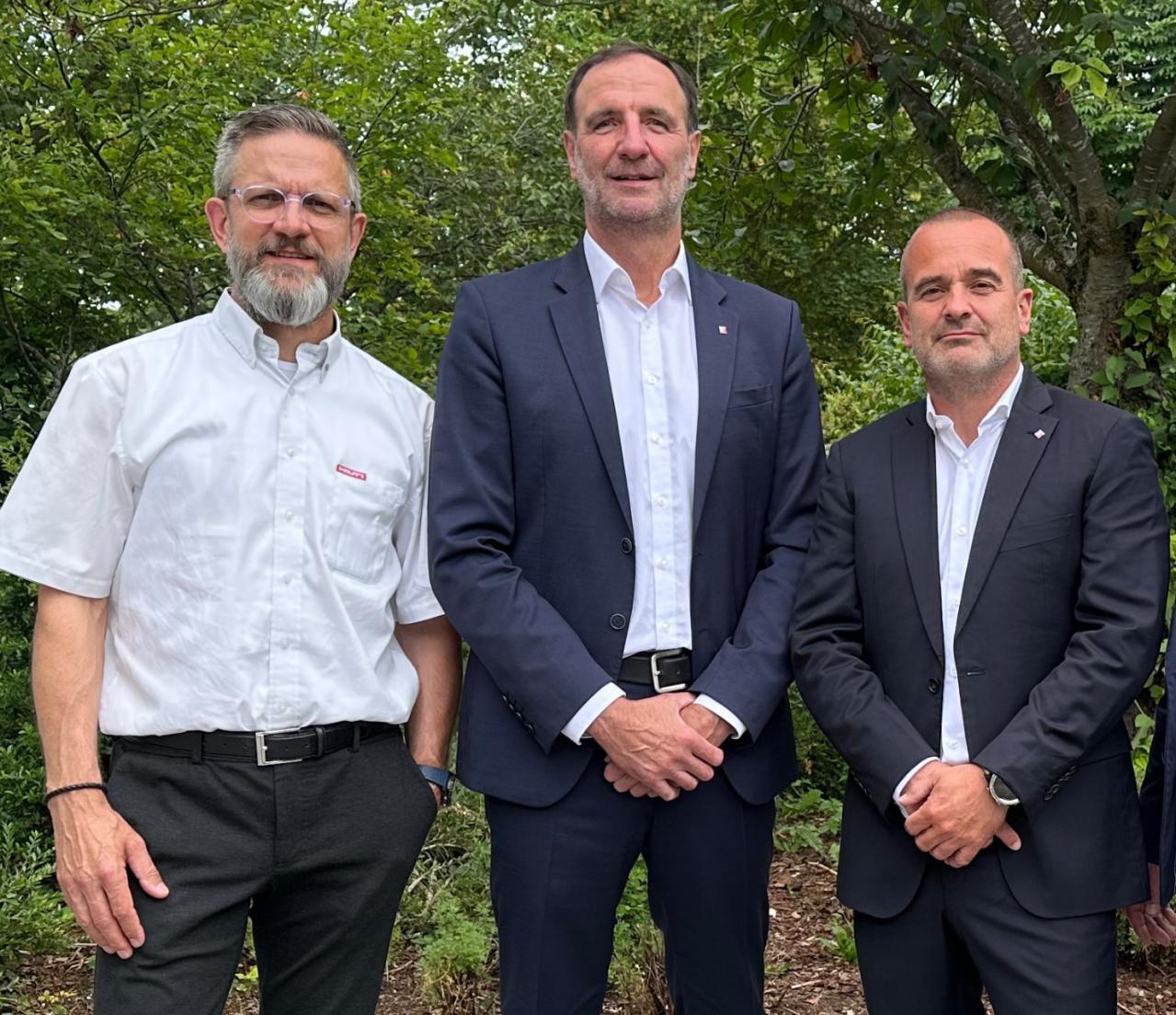 Der Vorstand des FVHF. V.l.n.r.: Christian Butz (Hilti Deutschland AG), Georg Stauber (Sto SE & Co. KGaA) und Andreas Reinhardt (Systea GmbH). Foto: FVHF e.V. 